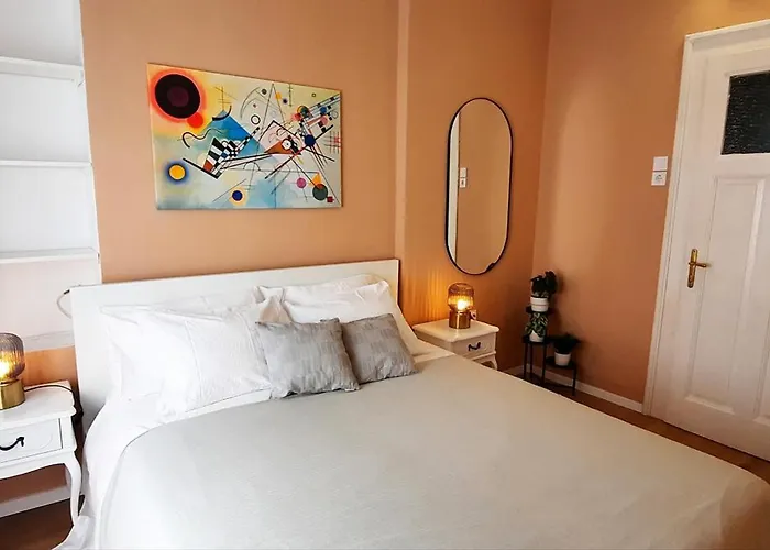 Spacious Near Old Town Спліт